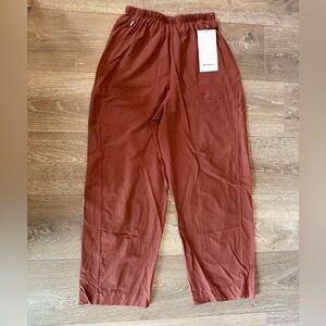 Lululemon Lightweight Mid Rise Barrel Leg Crop Pant Sz 4 Ancient Copper